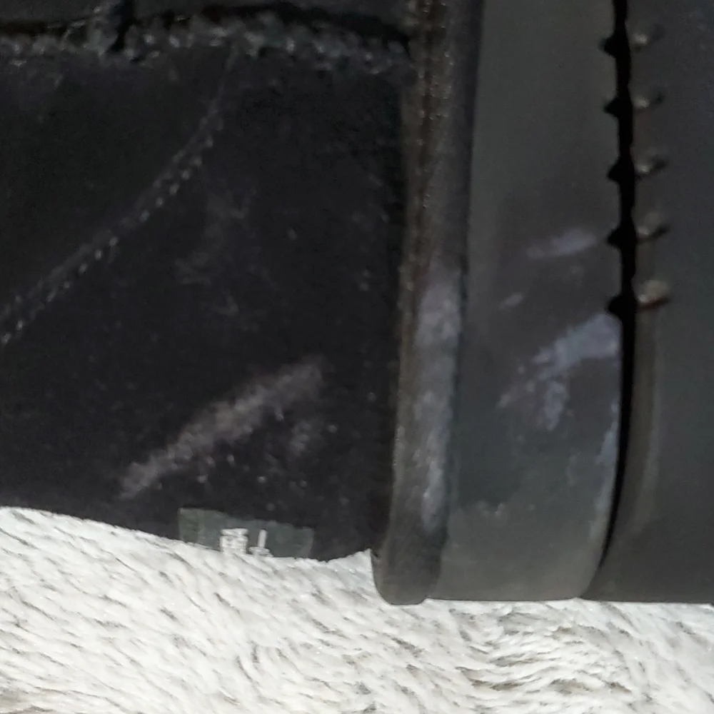 KOOLABURRA by UGG Black Faux Suede and Fur Lined Flat Heel Boots-NWOT-US… - Picture 13 of 13